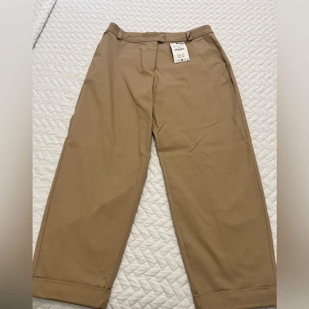 Woman’s Tan Pants